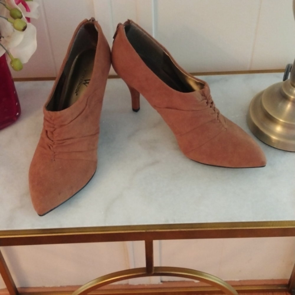 NWOB Werthington Faux Suede Shoebootie